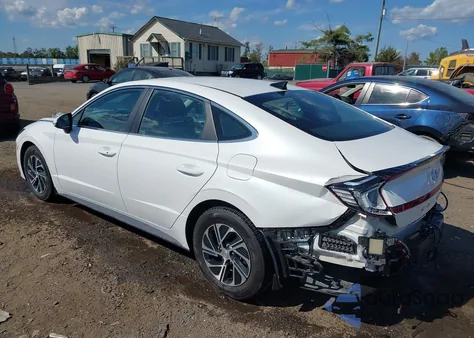2022 Hyundai Sonata Hybrid Blue z USA, uszkodzony, nr VIN KMHL24JJ3NA045730